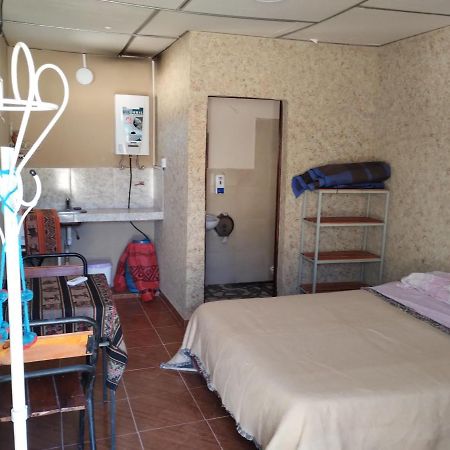 Hospedaje Familiar Ocawasi Humahuaca Esterno foto